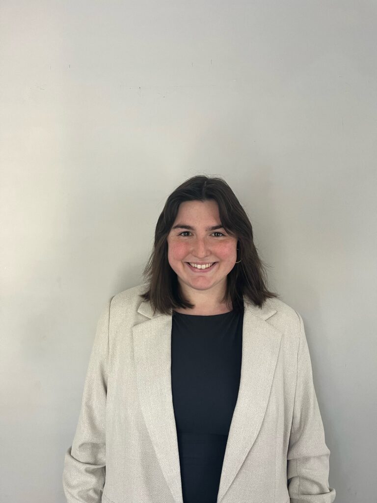 Legal Assistant - Elsa Krize